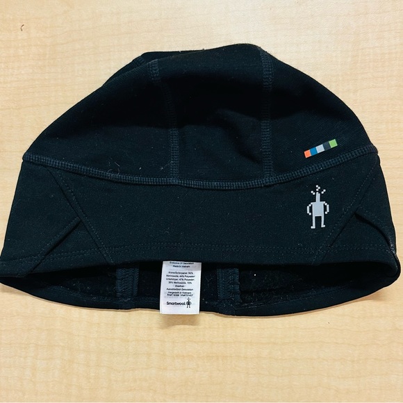 New! Smartwool Black Performance Beanie - Picture 2 of 2